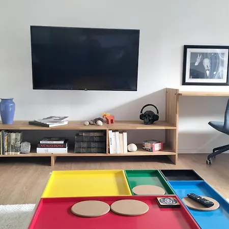 Apartament Parking Gratuit, Garage Velo Privatif, Proche Tramway *