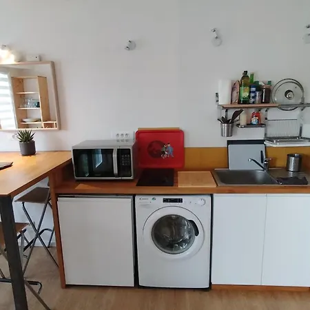 Apartment Parking Gratuit, Garage Velo, Proche Tramway Reze