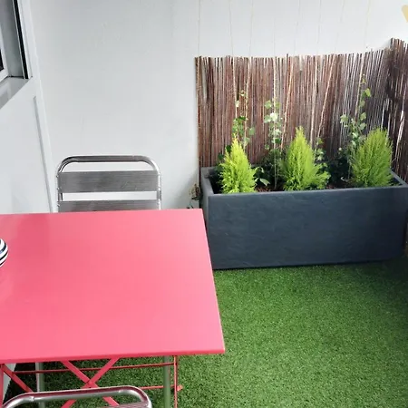 Apartament Parking Gratuit, Garage Velo Privatif, Proche Tramway Rezé